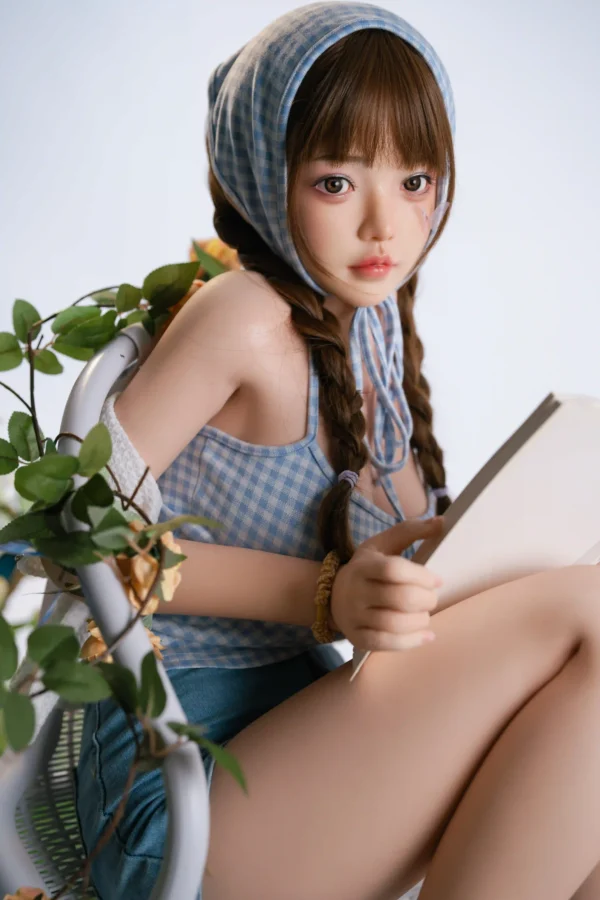 150CM Silicone Sexy Doll Adventurous Girl Elma